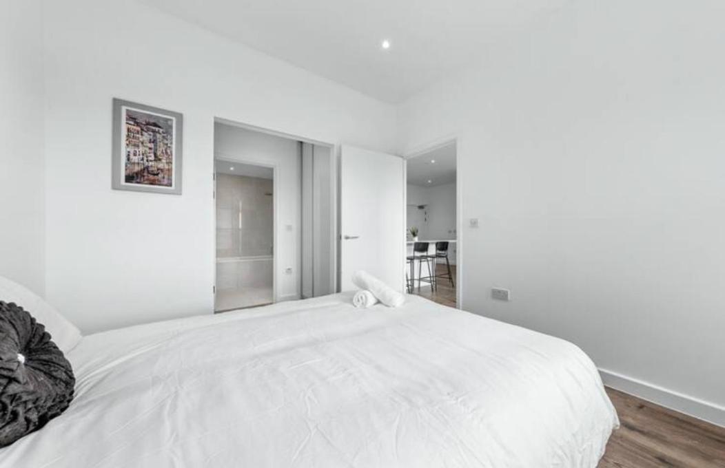 Delta 2 Bedroom Flat In London Dp102 Croydon Eksteriør bilde